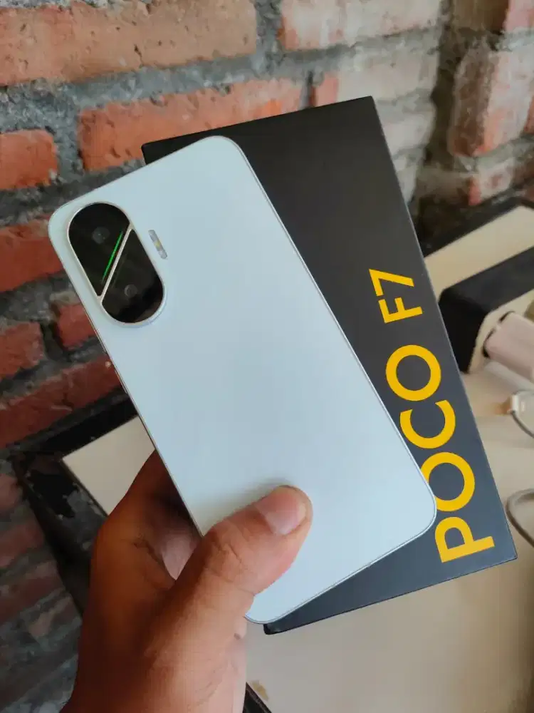 POCO F7 12/512 FULL ORI