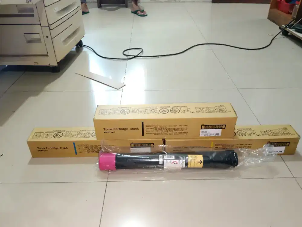 Toner cartridge apeos IV