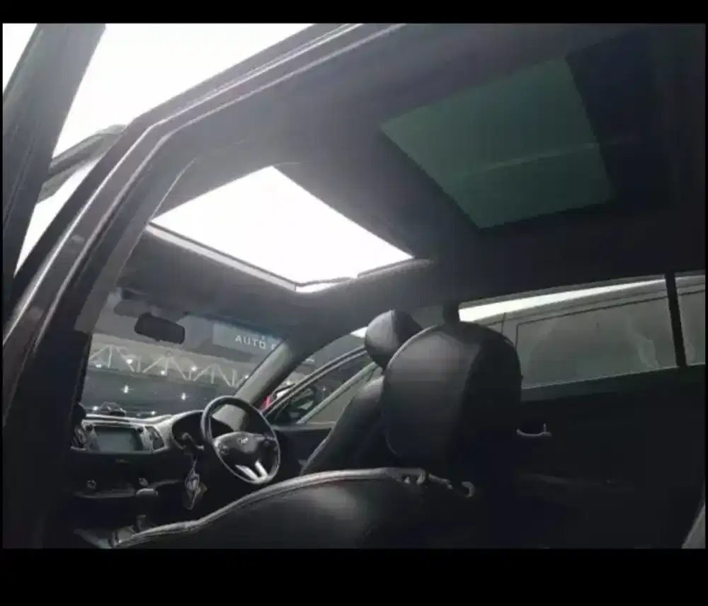 KIA SPORTAGE EX 2013 ( Sunrof Panoramic)