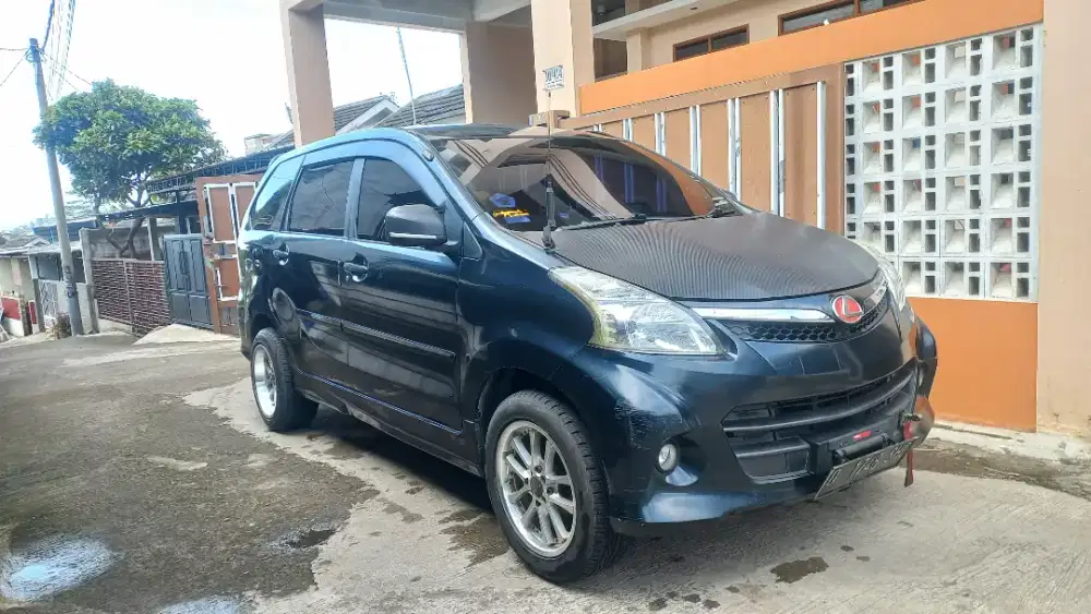 Xenia R Deluxe Special 1.300cc