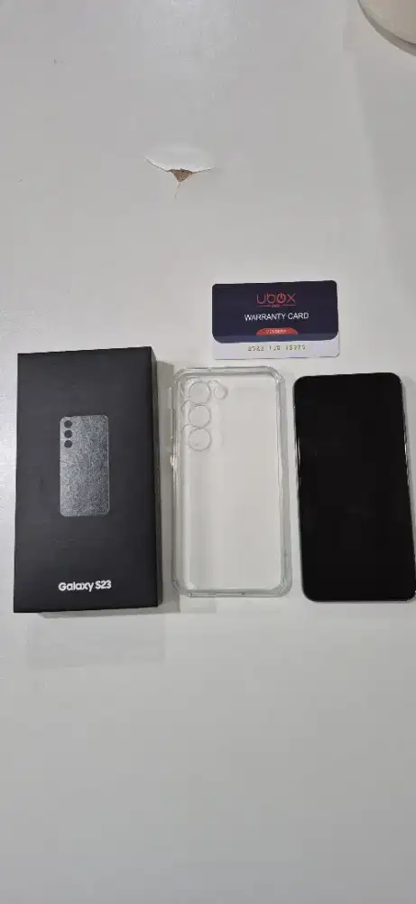 Samsung S23 8GB / 256GB