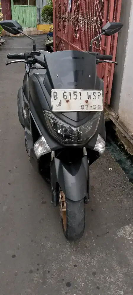 Jual motor Yamaha nmax  tahun 2018 pajak hidup mesin segel