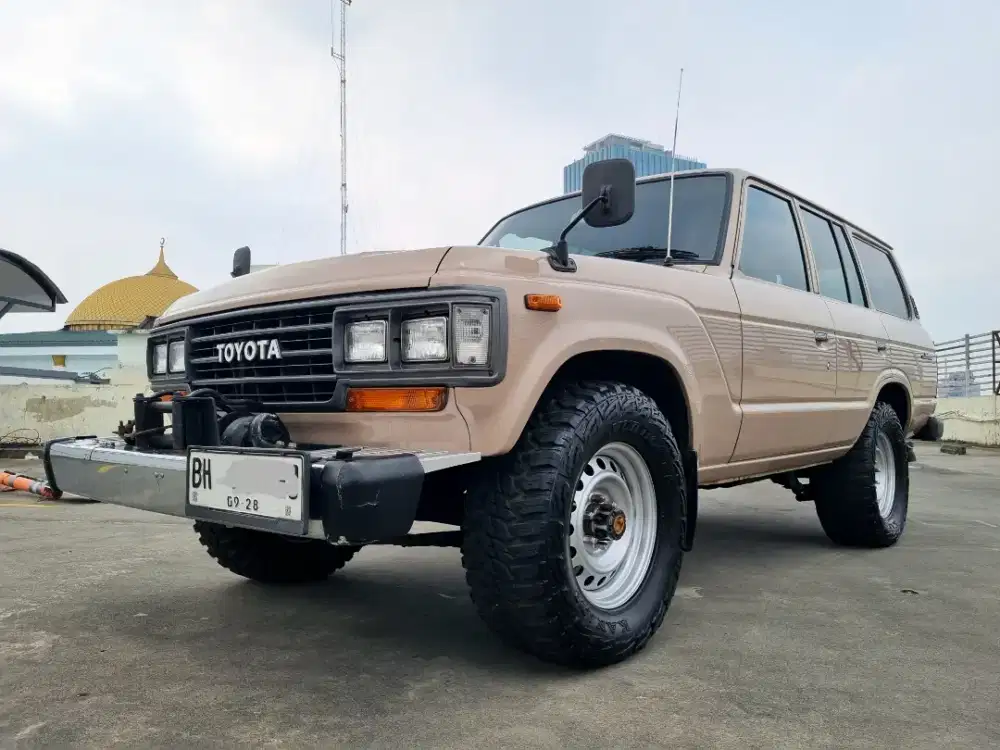 Landcruiser HJ60 Tahun 1983 MT Diesel