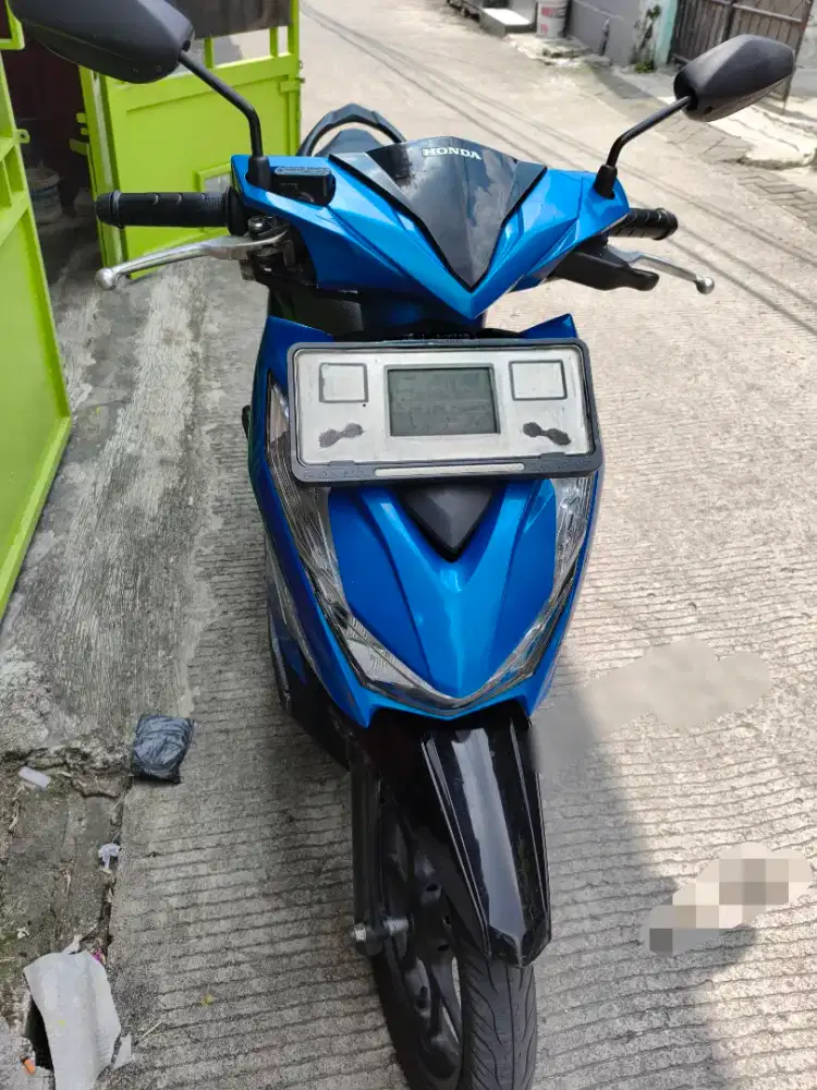 Beat 2024 Biru Hitam