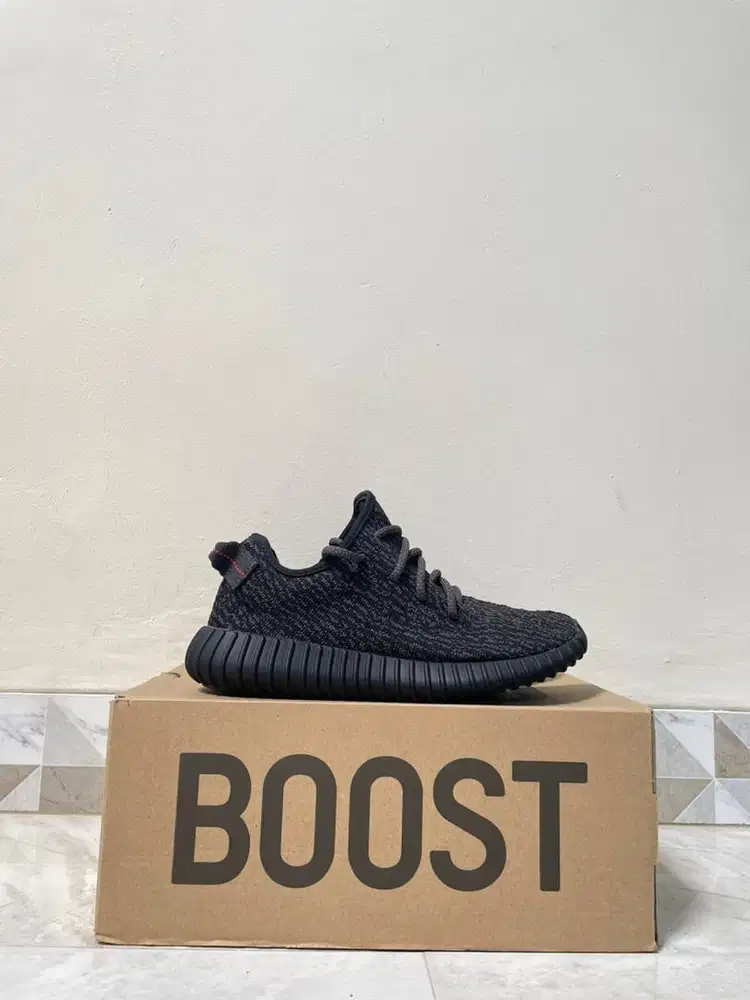Adidas Yeezy 350 Pirate Black 2022 (Size 40 2/3) Original 100%