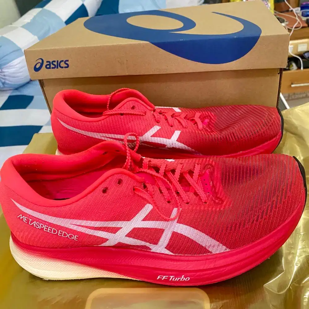 Asics Metaspeed Edge Plus size 42.5 (27 cm) Second