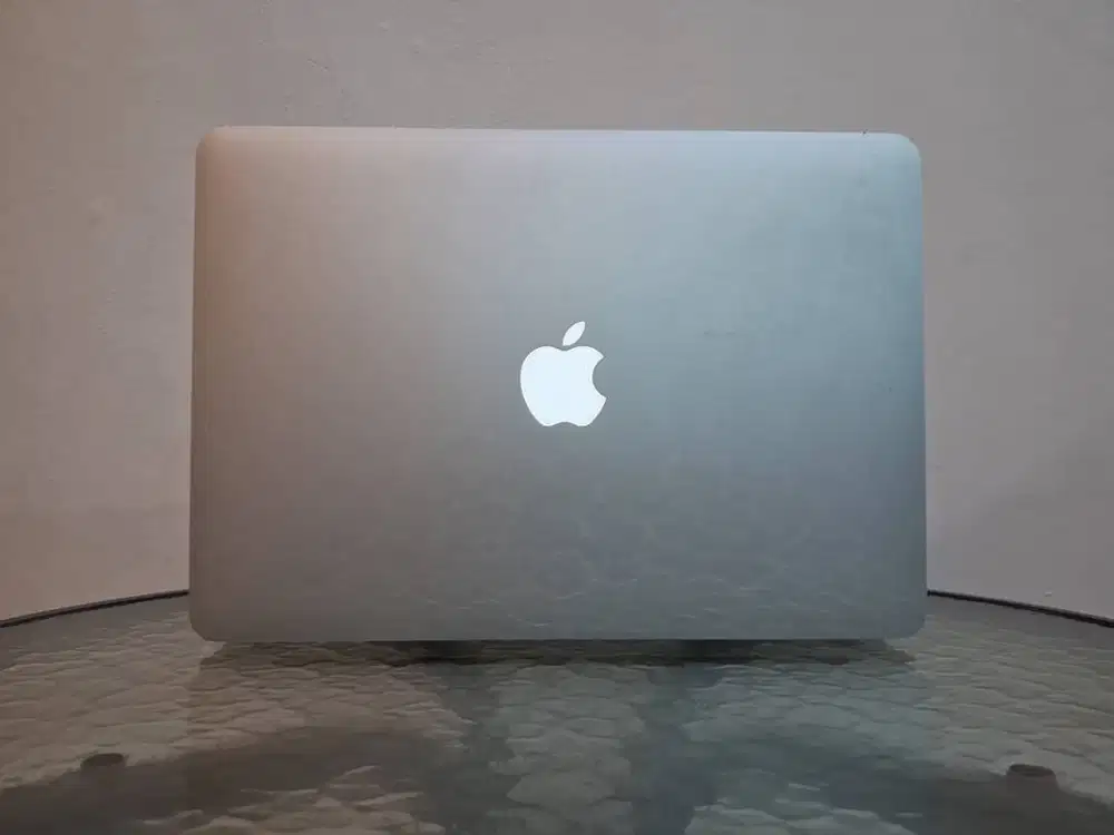 APPLE Air 13 i5 SSD 200GB Mulus NO-DENT Normal Laptop Apple MacBook