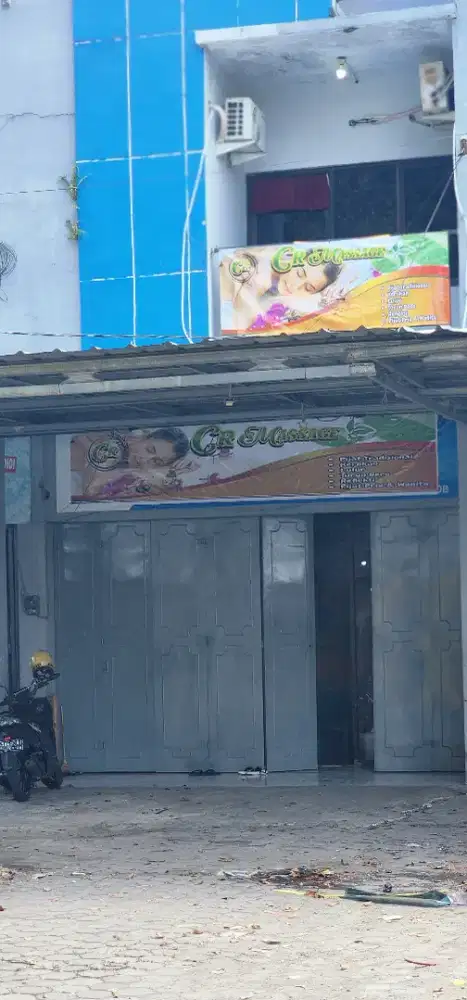 Di butuh kan pria untuk joki spa pijat