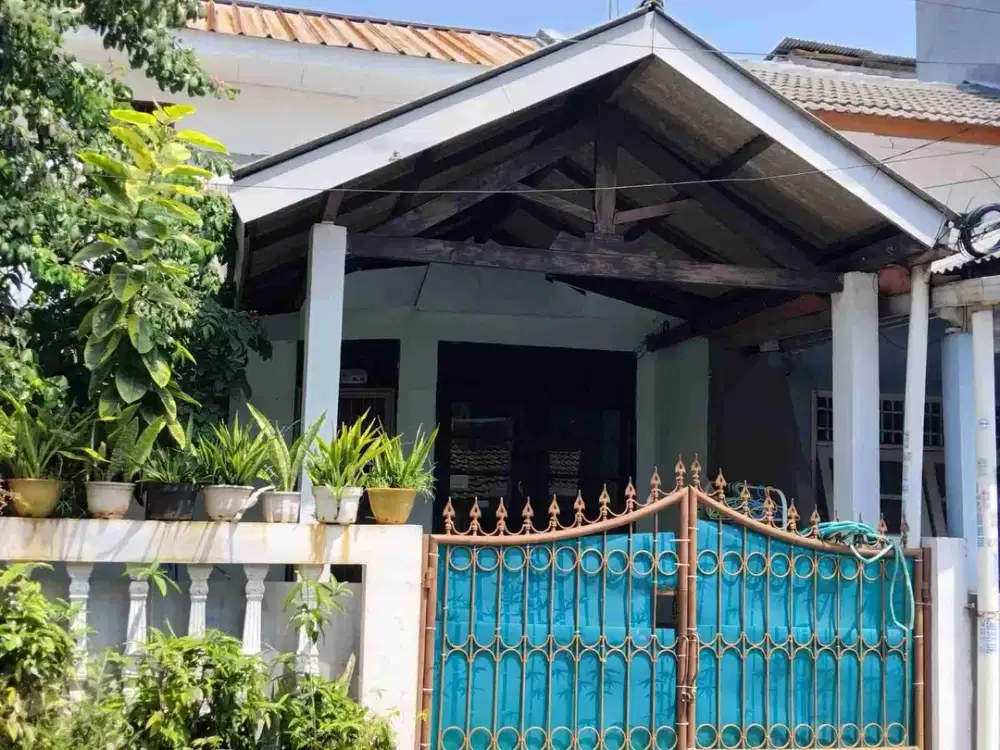 Jual murah rumah di Villa Indah Bogor 1. depan Fasum Taman.