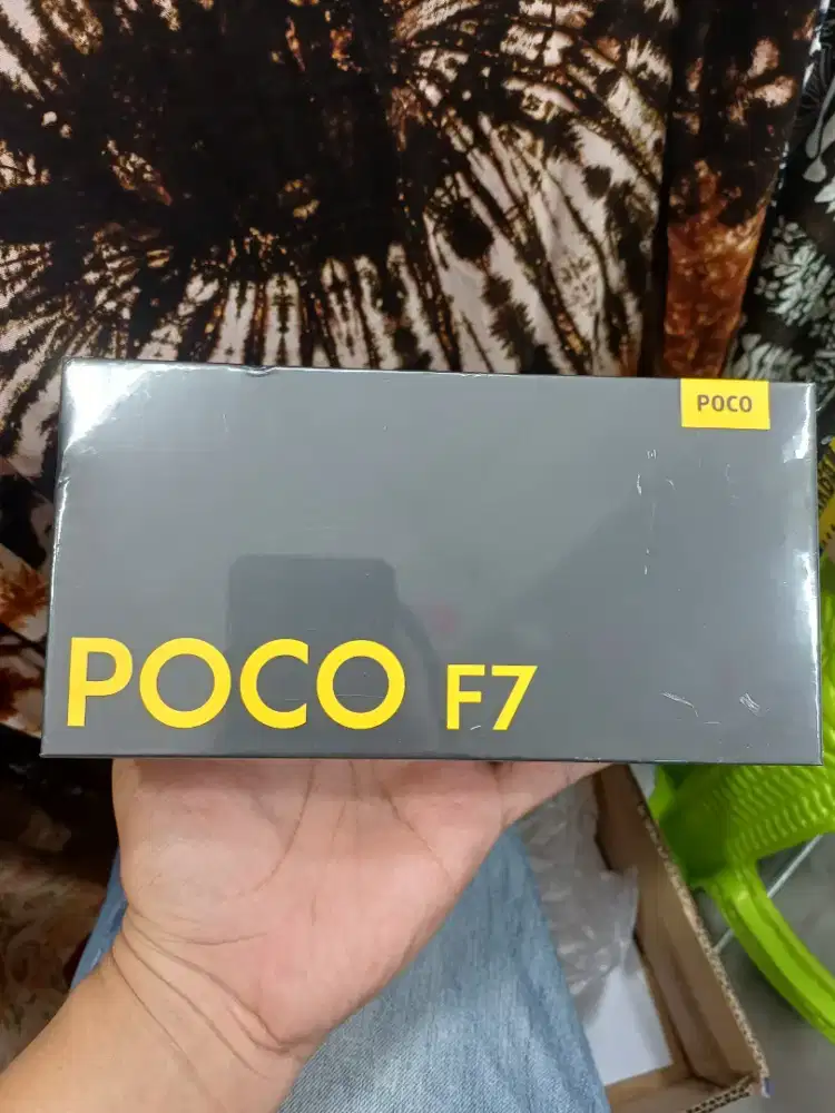 Poco F7 12/512 Putih