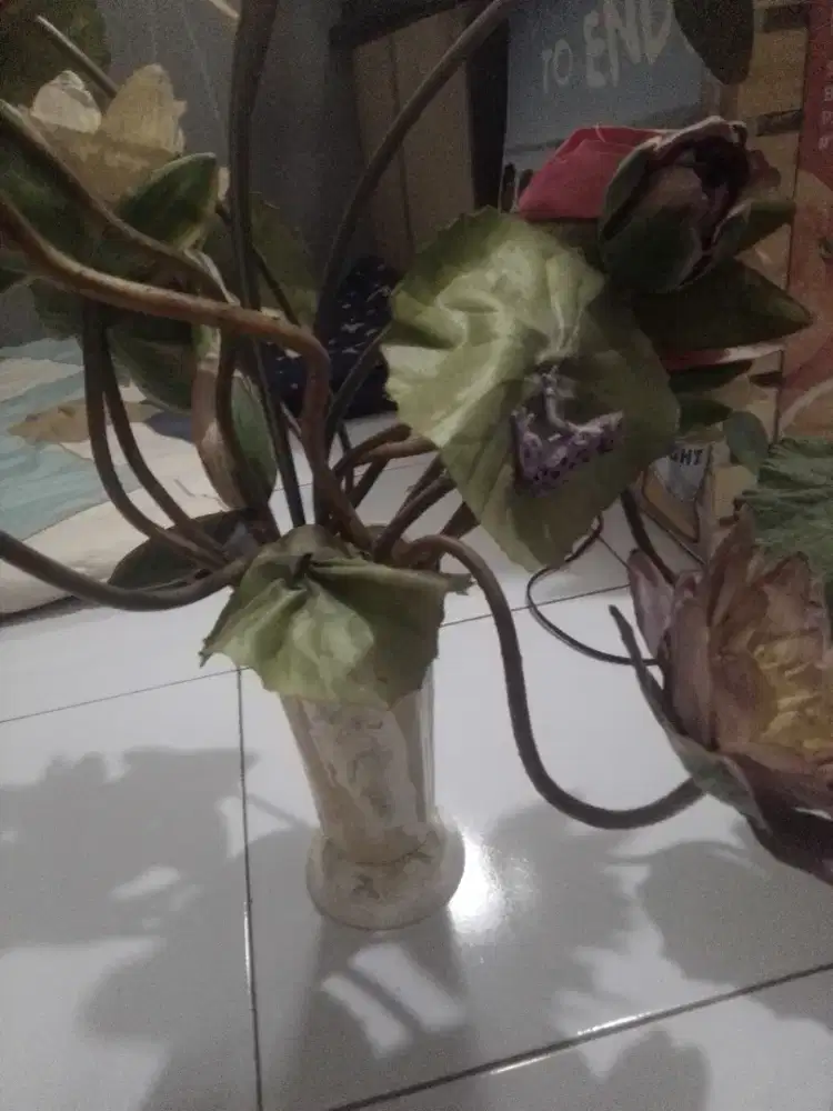 TANAMAN HIAS PLASTIK