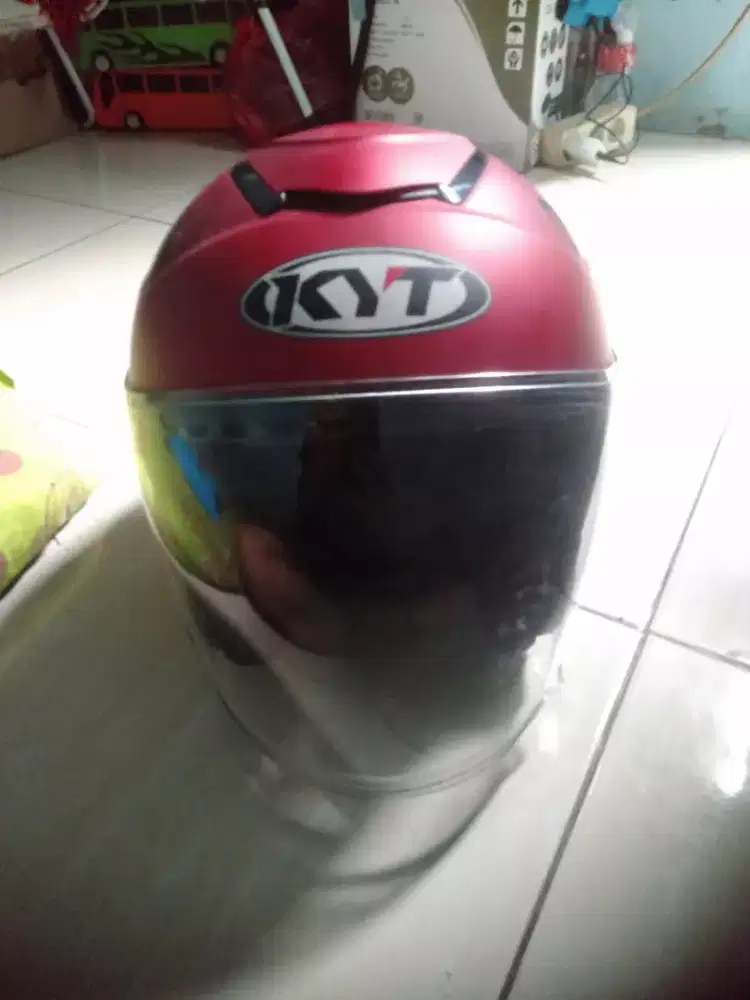Di jual helm kyt Kyoto bekas mulus