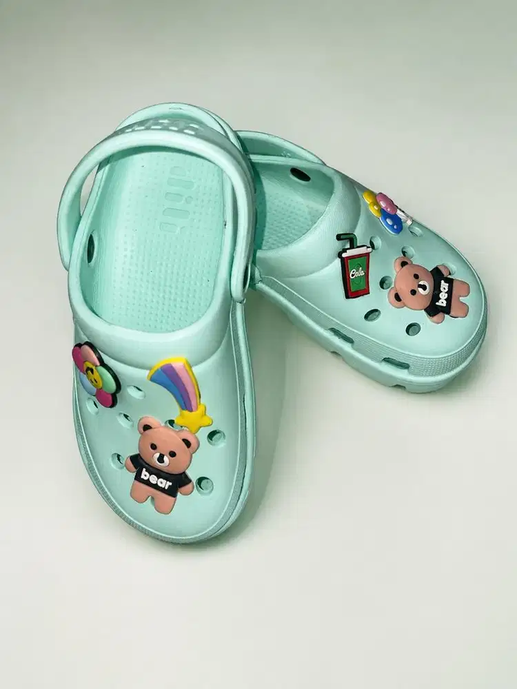 Sandal Clogs Lucu Size 30-31 Unisex (Pria & Wanita)