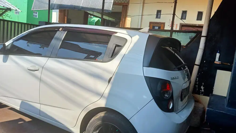 Chevrolet Aveo 2012 Bensin