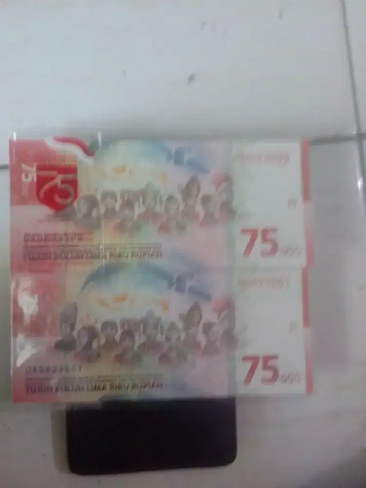 Uang 75 kertas edisi kemerdekaan