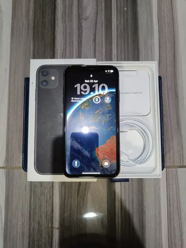 iPhone 11 64GB ex ibox