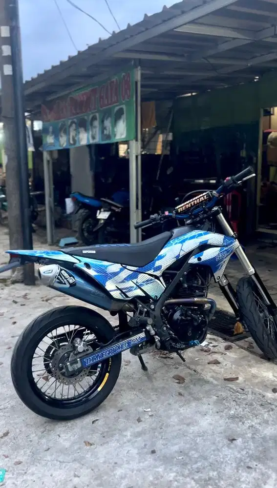 KLX 230 SM 2024