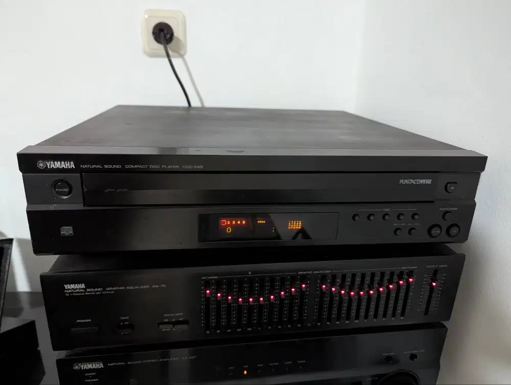 Yamaha CDC-585 Compact Disc Player CD Changer Automatic