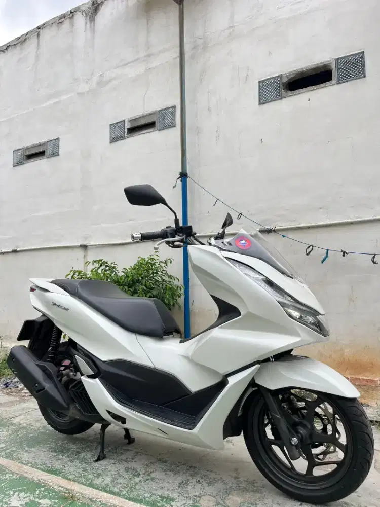HONDA PCX 160CC 2022 MOTOR SIAP PAKEK SS LNGKP ASLI