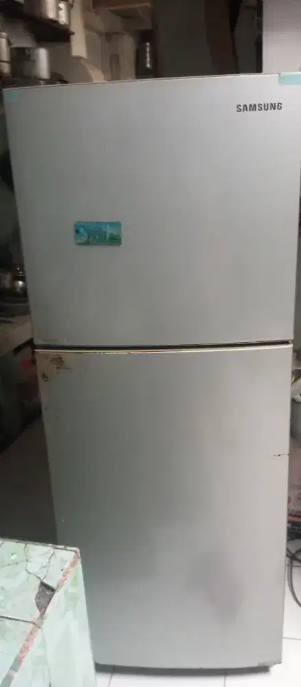 Dijual Kulkas 2 pintu Samsung