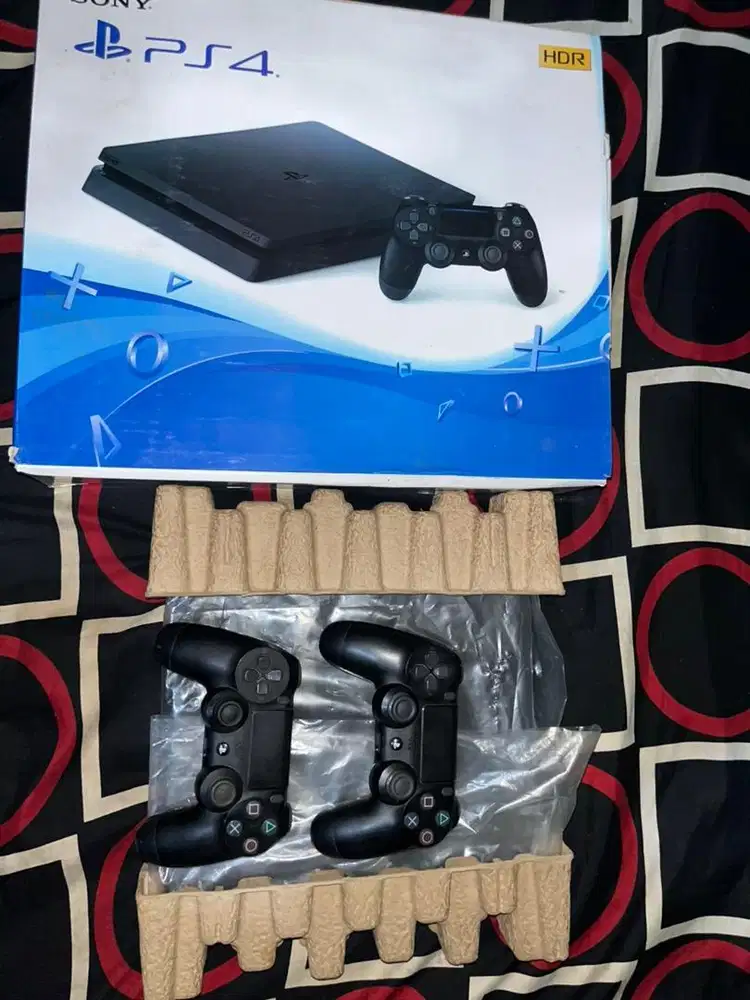 PS4 Slim seri22 h33n 11.00 hdd 1tb