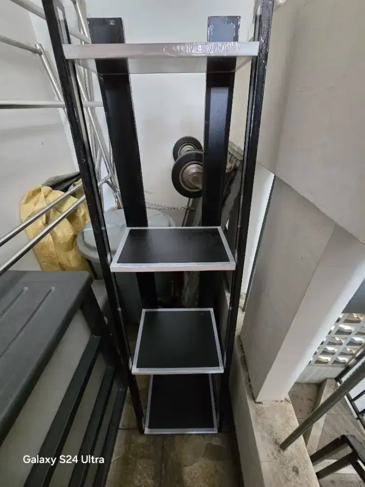 Rak serbaguna 4 susun kayu