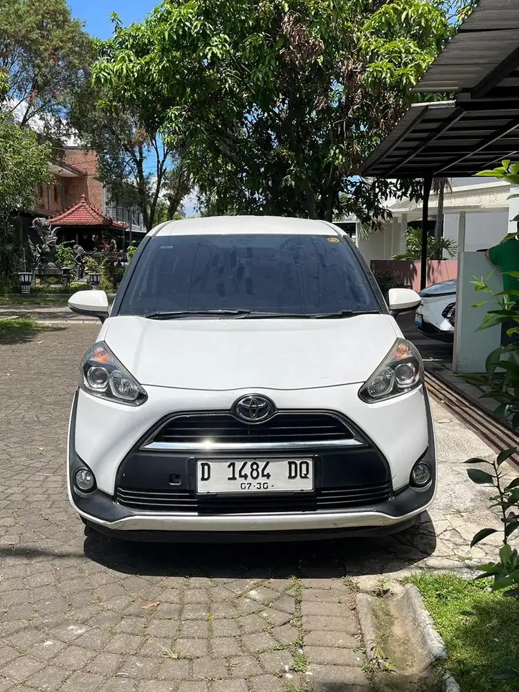 SIENTA V AUTOMATIC 2016