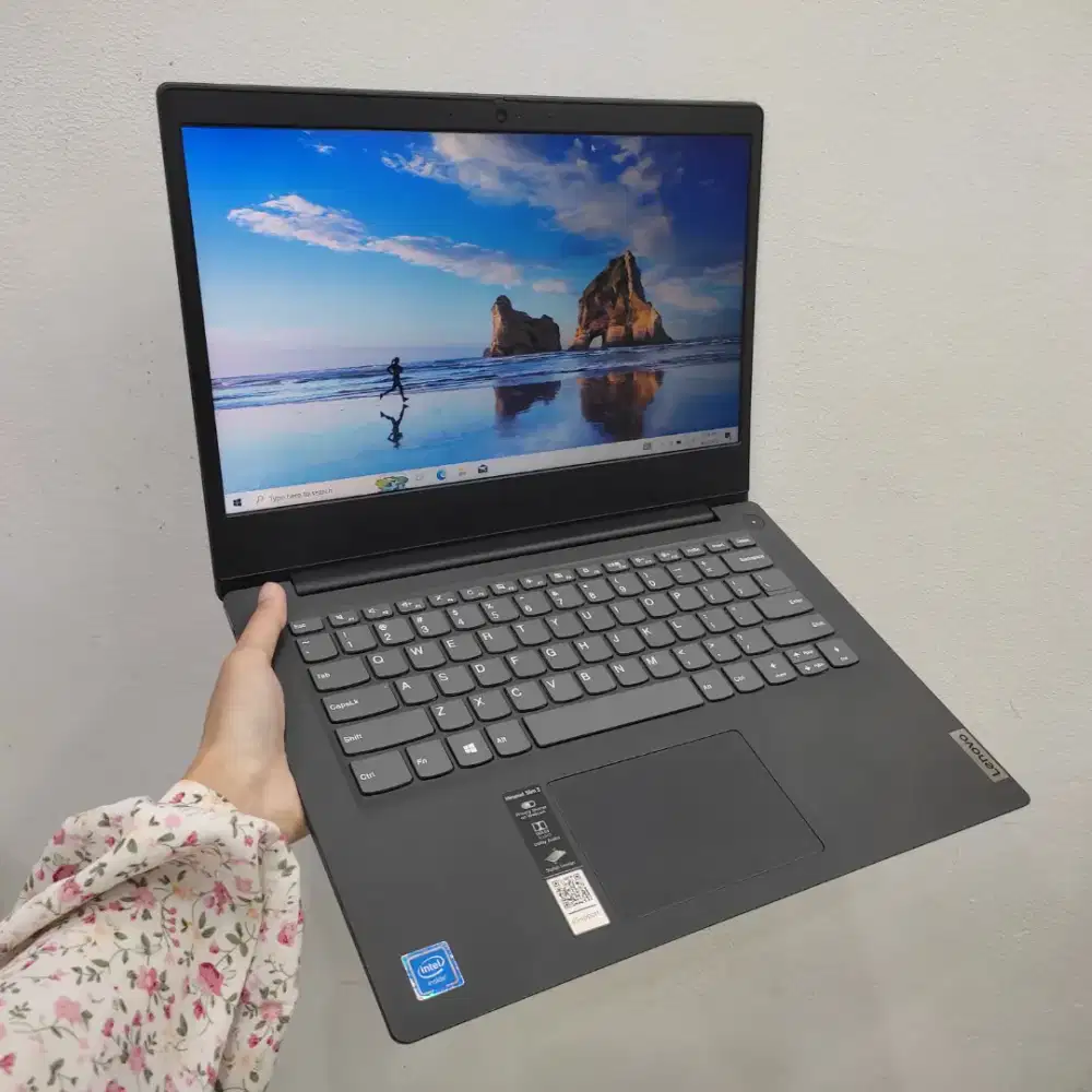 LENOVO SLIM 3 INTEL CELERON N4020 RAM 4 GB SSD 256 GB