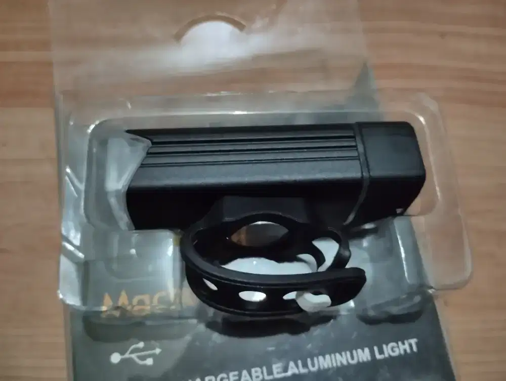 Lampu sepeda machfally depan