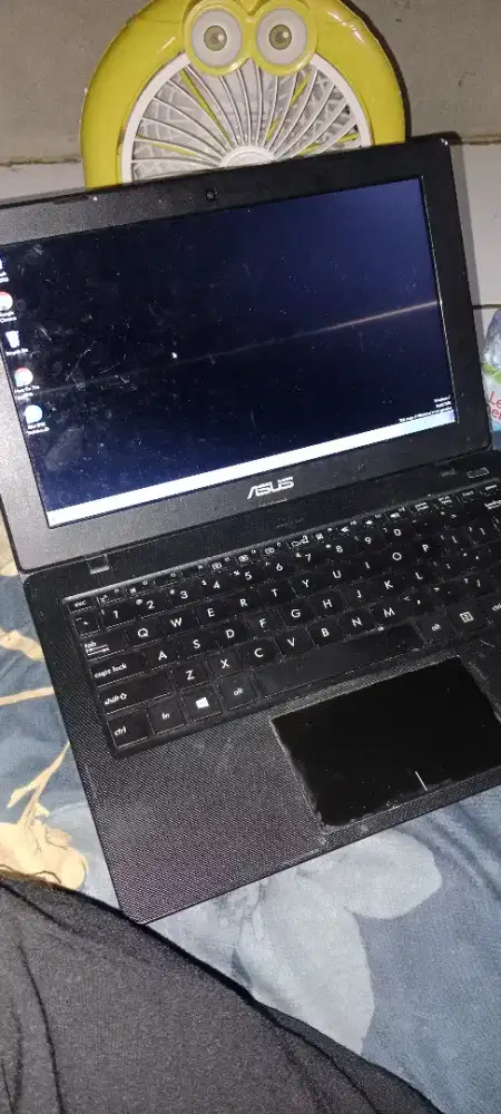 Jual Cepat - Netbook Asus X200M