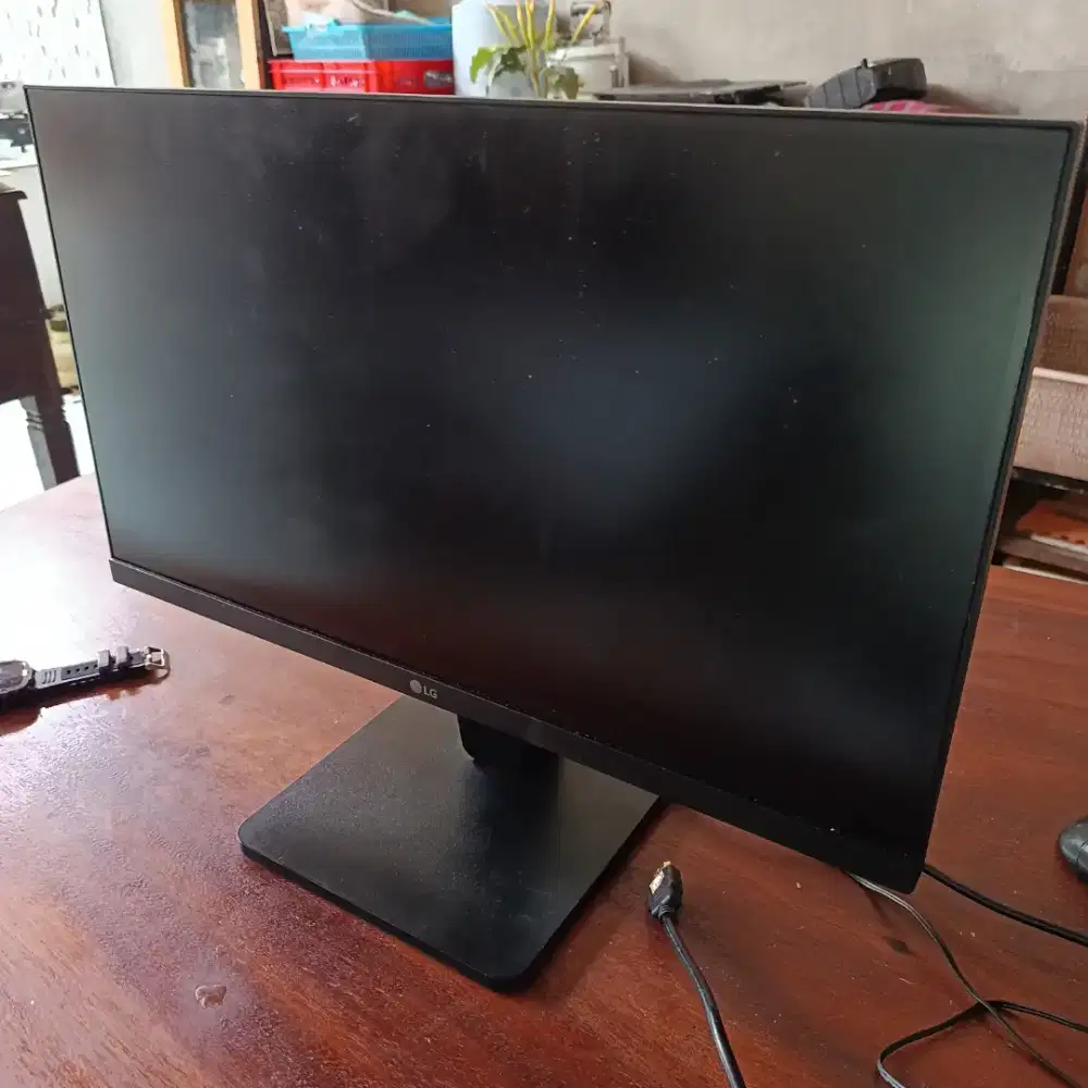 Monitor LG 22inch Fhd 100hz, plus single monitor arm