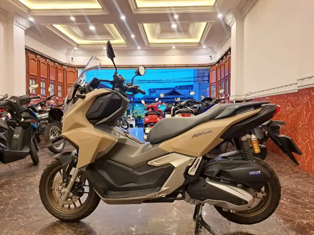 DP PROMO ADV 160 TIPE ABS TH 2025 KM.BARU 600  BISA DIKIRIM KE RUMAH