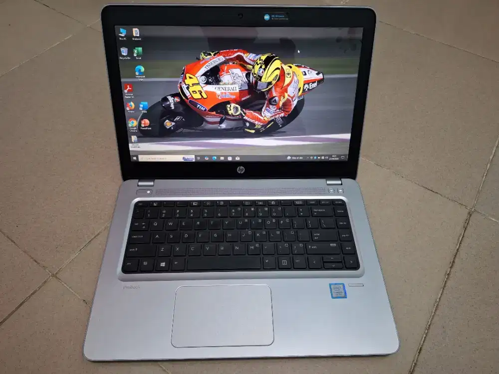 Bismillah di jual laptop hp slim core i5gen7 kondisi ok siap pakai