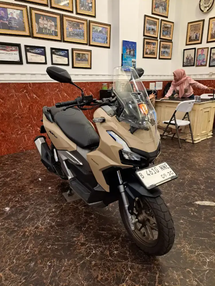 DP PROMO ADV 160 TIPE ABS TH 2025 KM.BARU 600  BISA DIKIRIM KE RUMAH