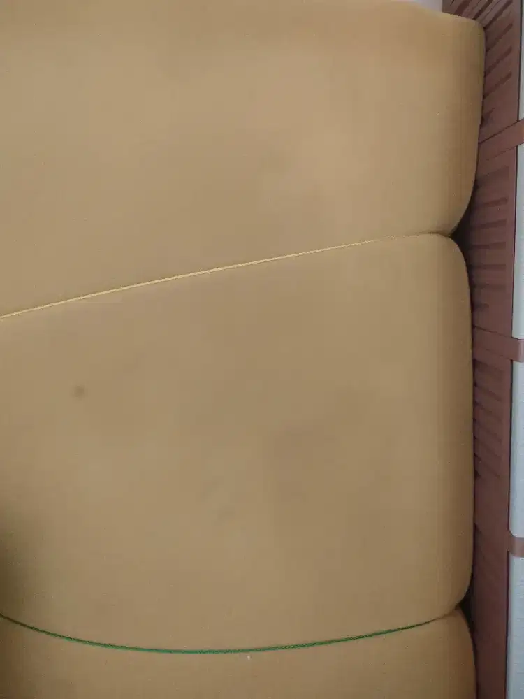 Kasur busa tebal  buat muat 4 orang