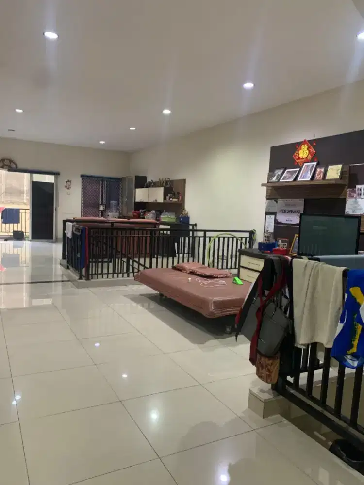 Rumah Garden House PIK 8x25 4 Lantai