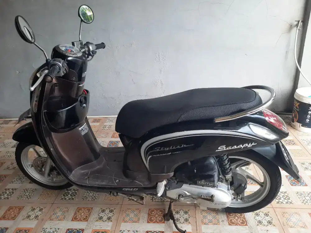 Dijual Cepat Honda Scoopy Tahun 2015
