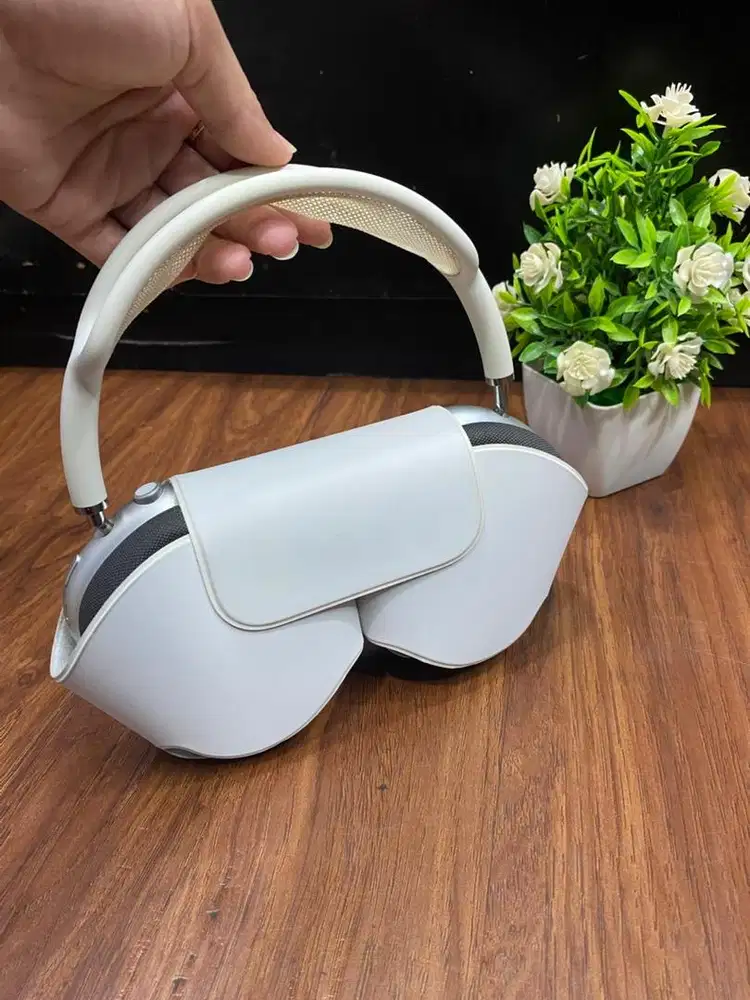 AirPods Max Generatoin - 1 2020 Silver