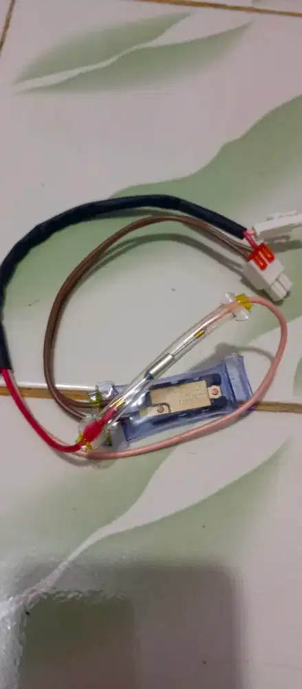 Timer defrost dan bimetal Fuse kulkas sharp 2 pintu
