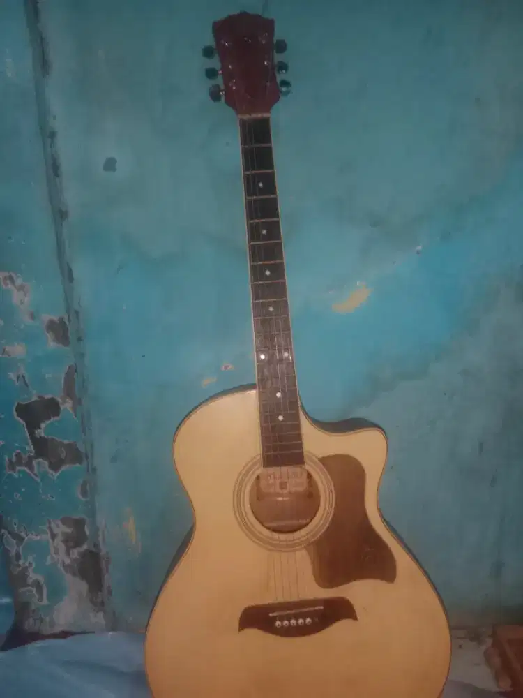 Gitar mandalika akustik
