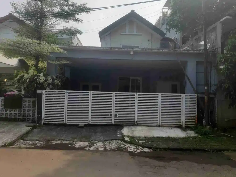 Rumah 1.5 Lantai Dalam Komplek di Bintaro Sektor 5
