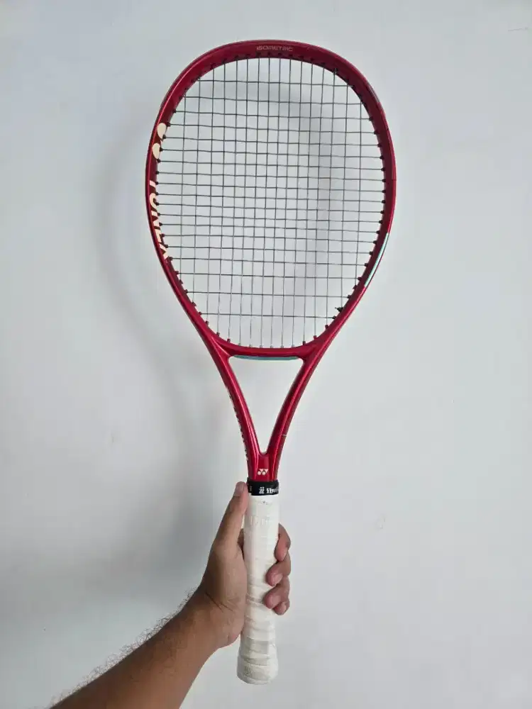 Yonex Vcore Red Ruby 100L 2026  Mulus luss