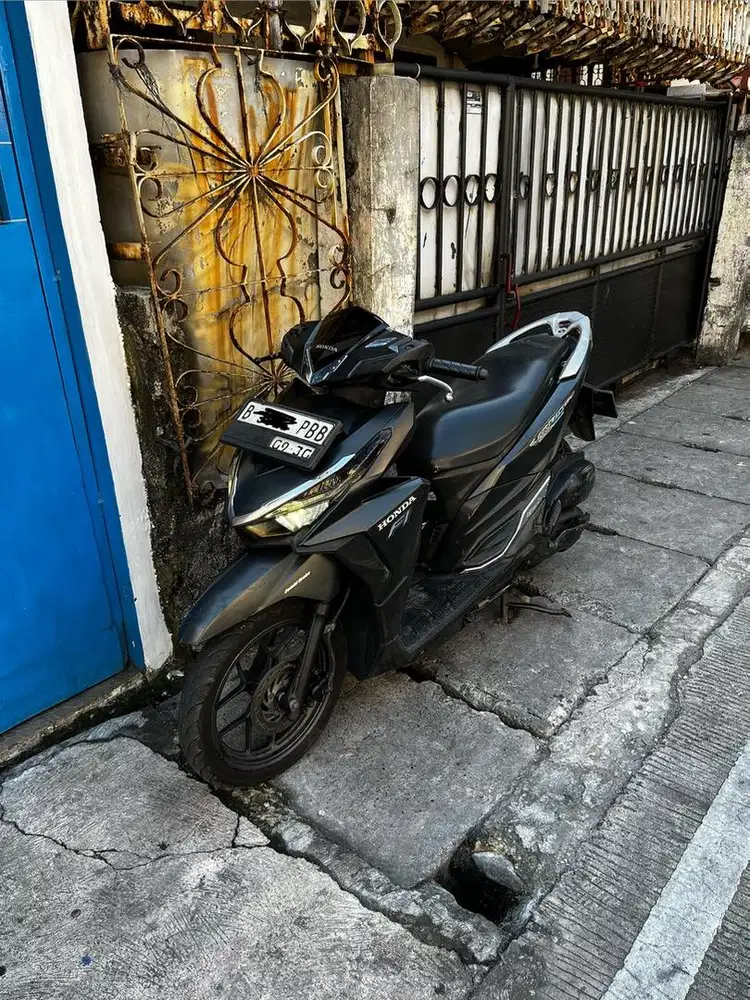 Honda vario basic 150 surat lengkap sampe faktur. Pajak hidup