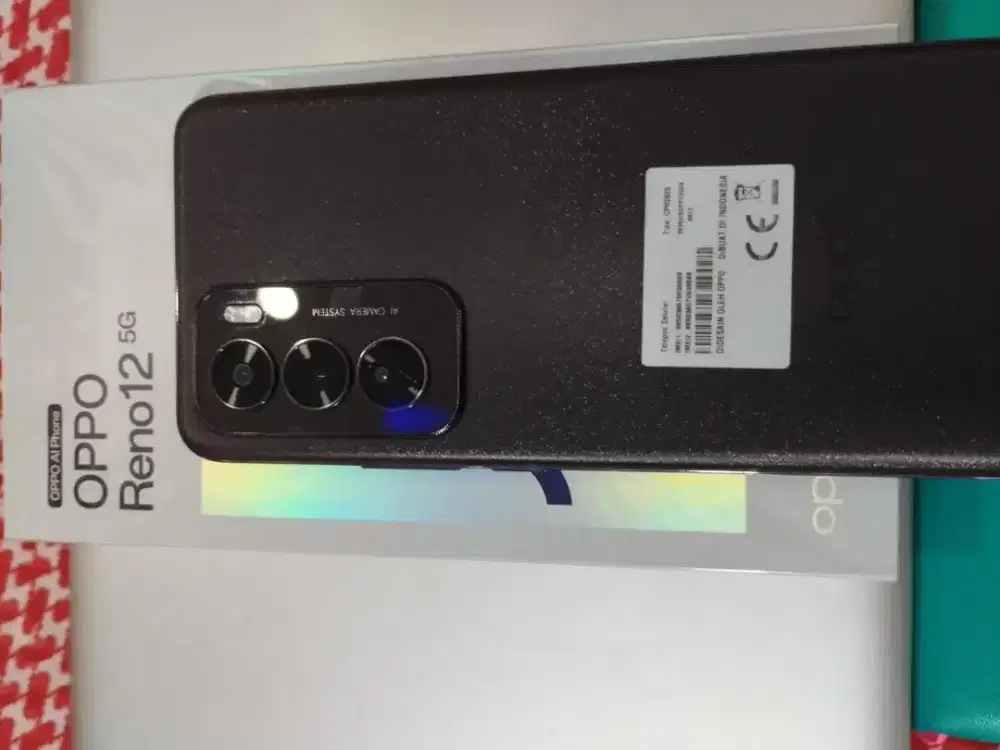 Jual Hp Oppo Reno 12 5g seperti baru