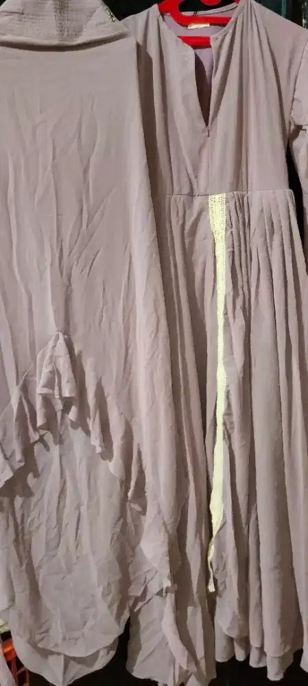 Gamis set hijab syar'i