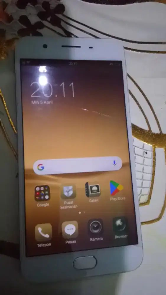 Oppo f1s 3/32 second