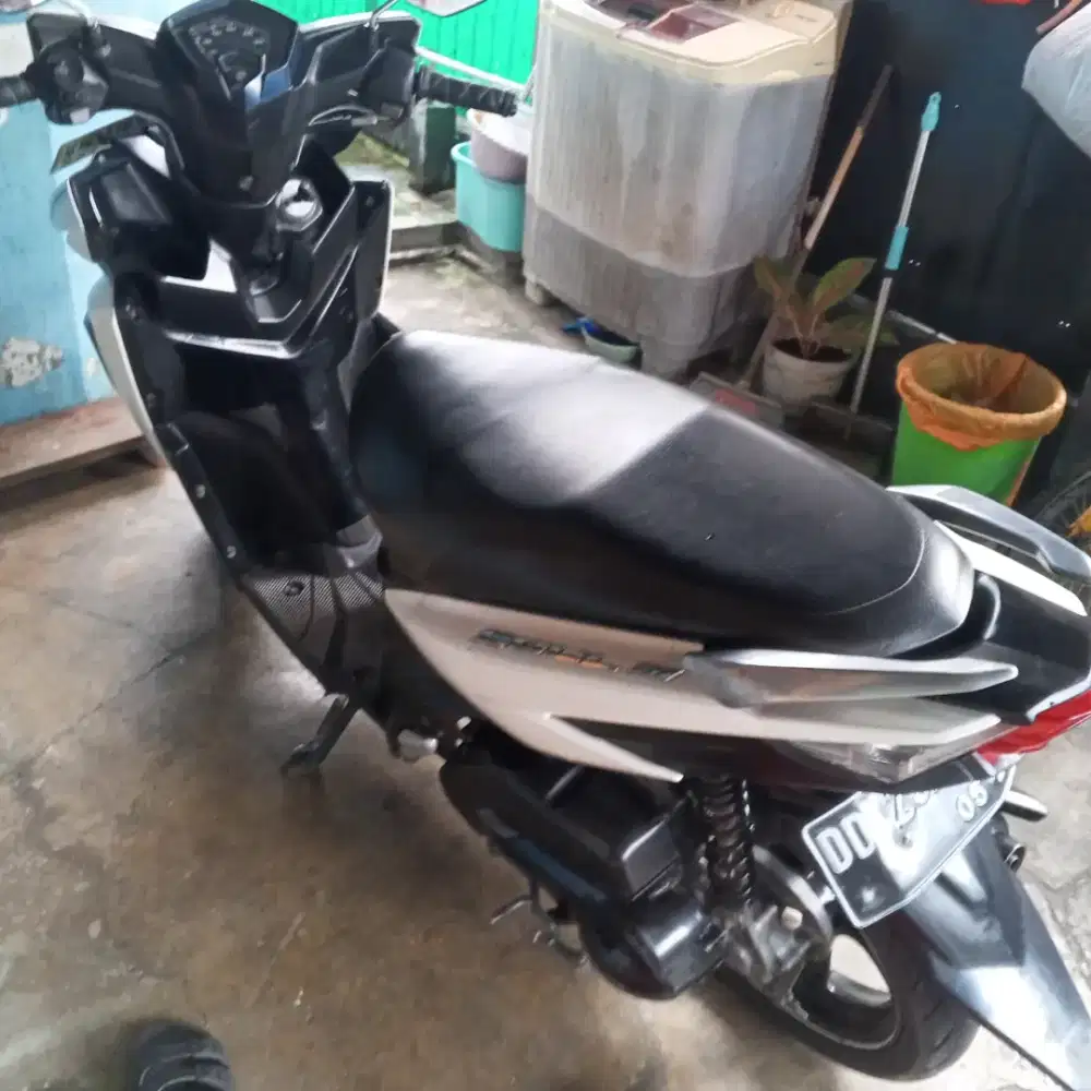 Soult Gt 125 Putih 2016