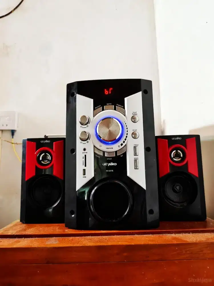 Speaker Niko woferr Glerrr tinggal cek sound