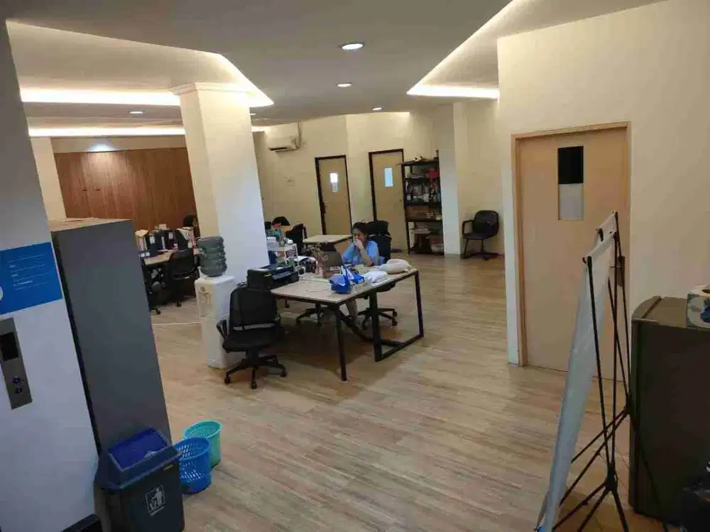 Ruko Gandeng di sebelah Mall Grand Indonesia