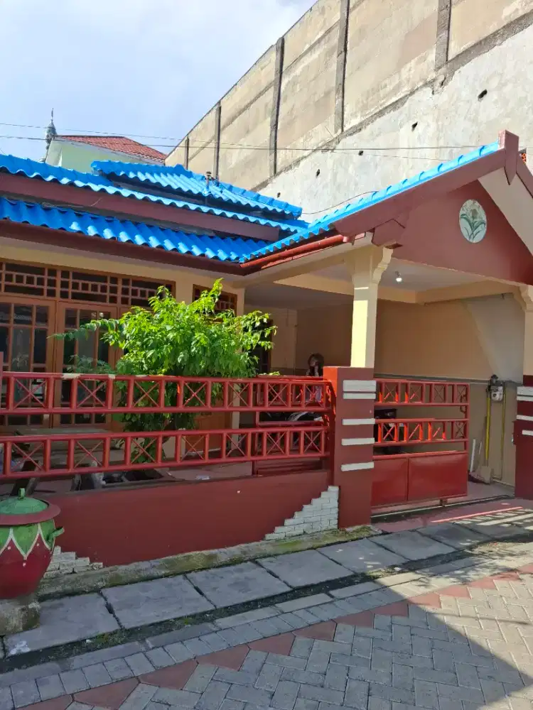 Rumah Siap Huni, Nyaman & Strategis untuk Keluarga